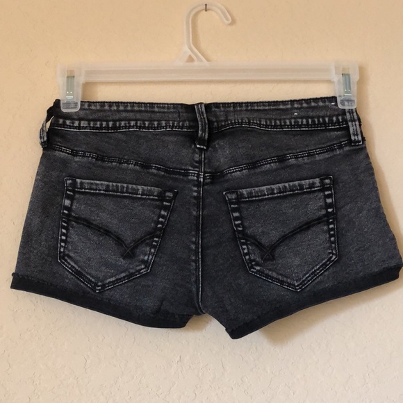Bullhead shorts (size 3) - Picture 2 of 9